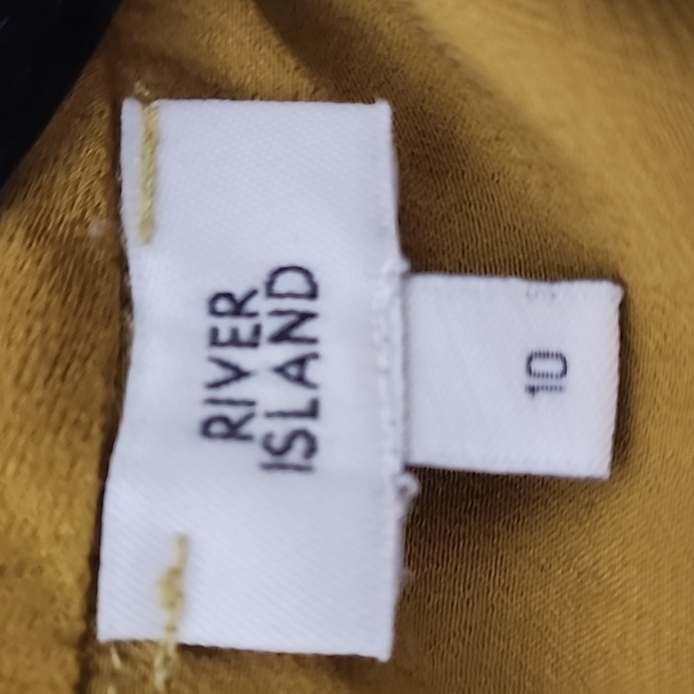 River Island Women's Sleeveless Satin Blouse in Chartreuse. Size US 6. UK 10 - Picture 7 of 7